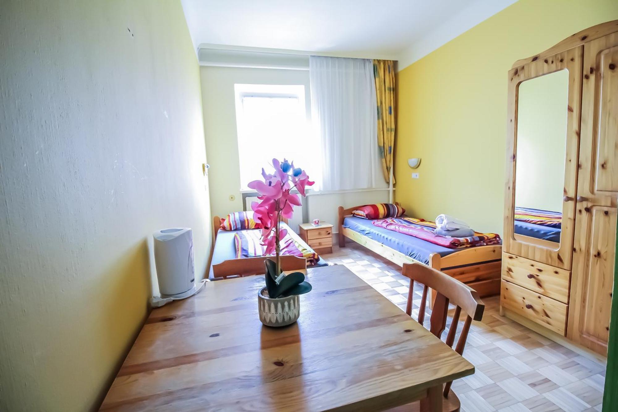 Cozy Rooms - U3 Hutteldorferstrasse Wina Bagian luar foto