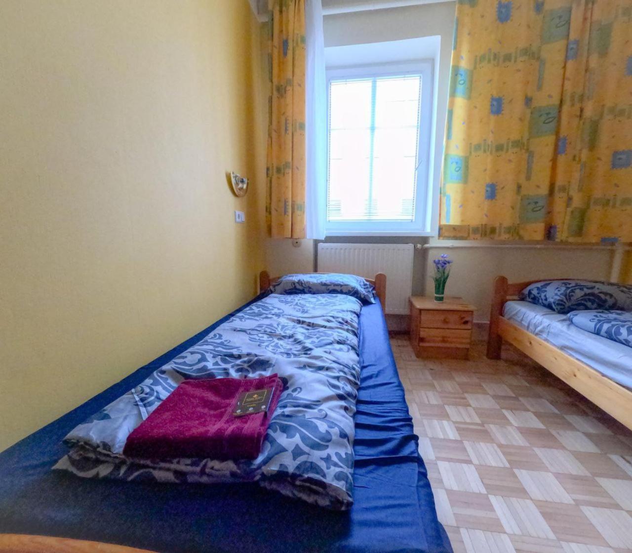 Cozy Rooms - U3 Hutteldorferstrasse Wina Bagian luar foto
