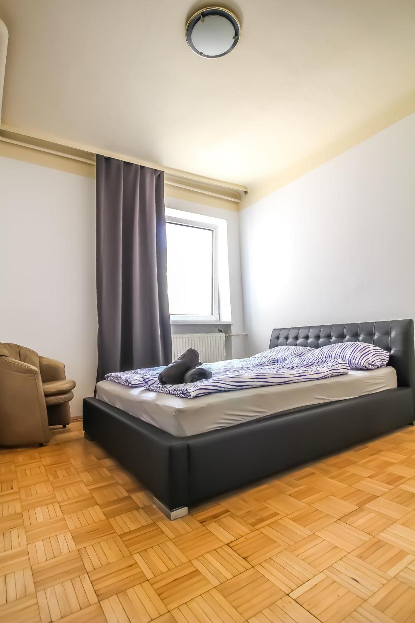 Cozy Rooms - U3 Hutteldorferstrasse Wina Bagian luar foto