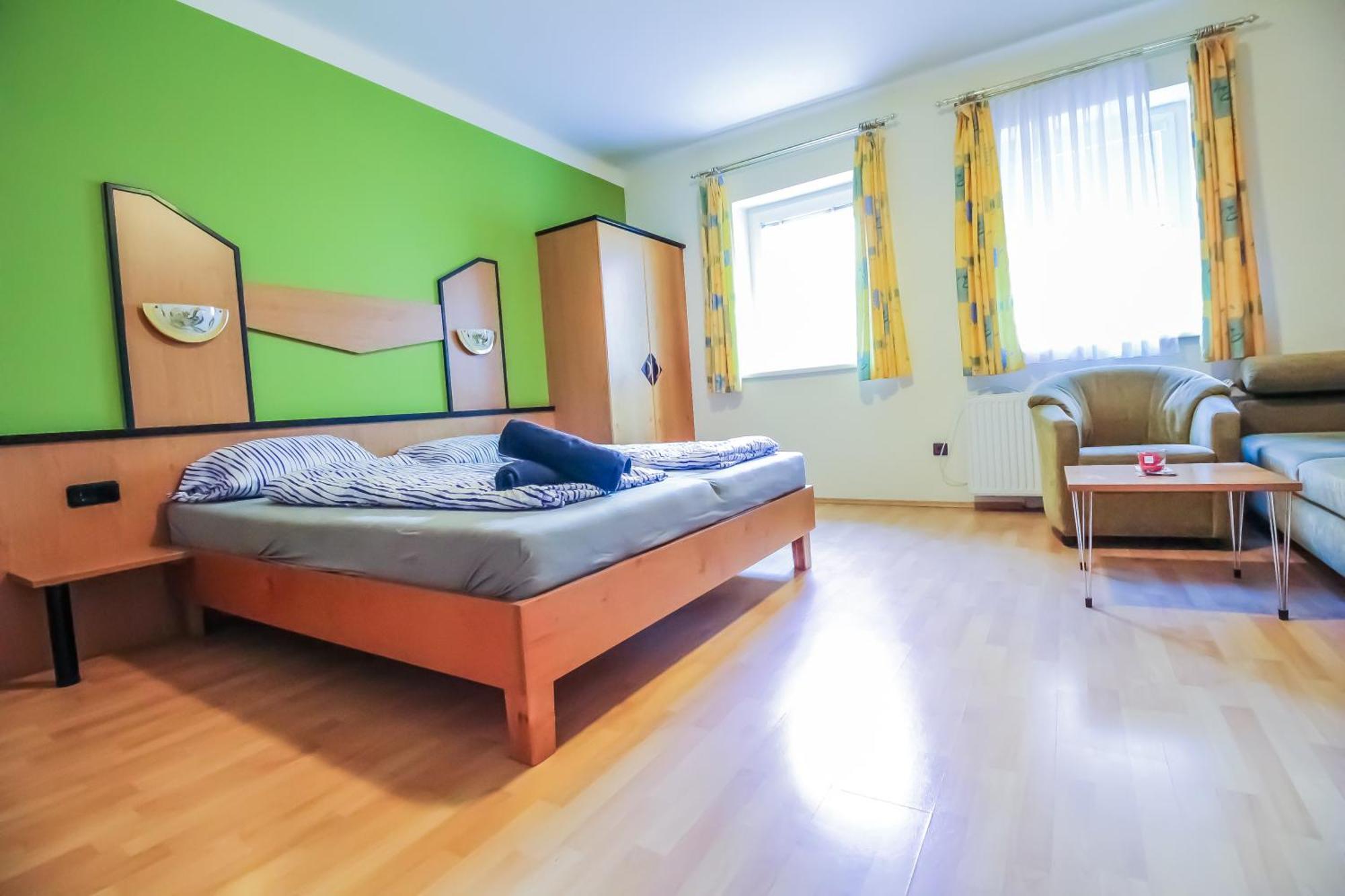 Cozy Rooms - U3 Hutteldorferstrasse Wina Bagian luar foto